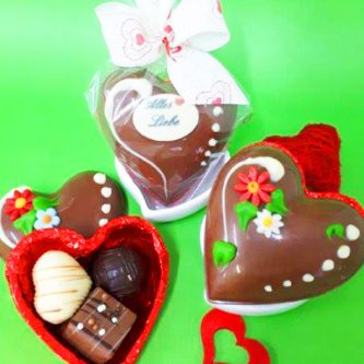 Alles-Liebe-zum-Valentinstag-Geschenk-Bundle-Pralinen+Schoko-Pauls-Schokolaedchen-quer-2