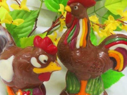 Ostern-Hahn-und-Henne-Schokolade-Poecking-Geschenk-Pauls-Schokolaedchen-hoch